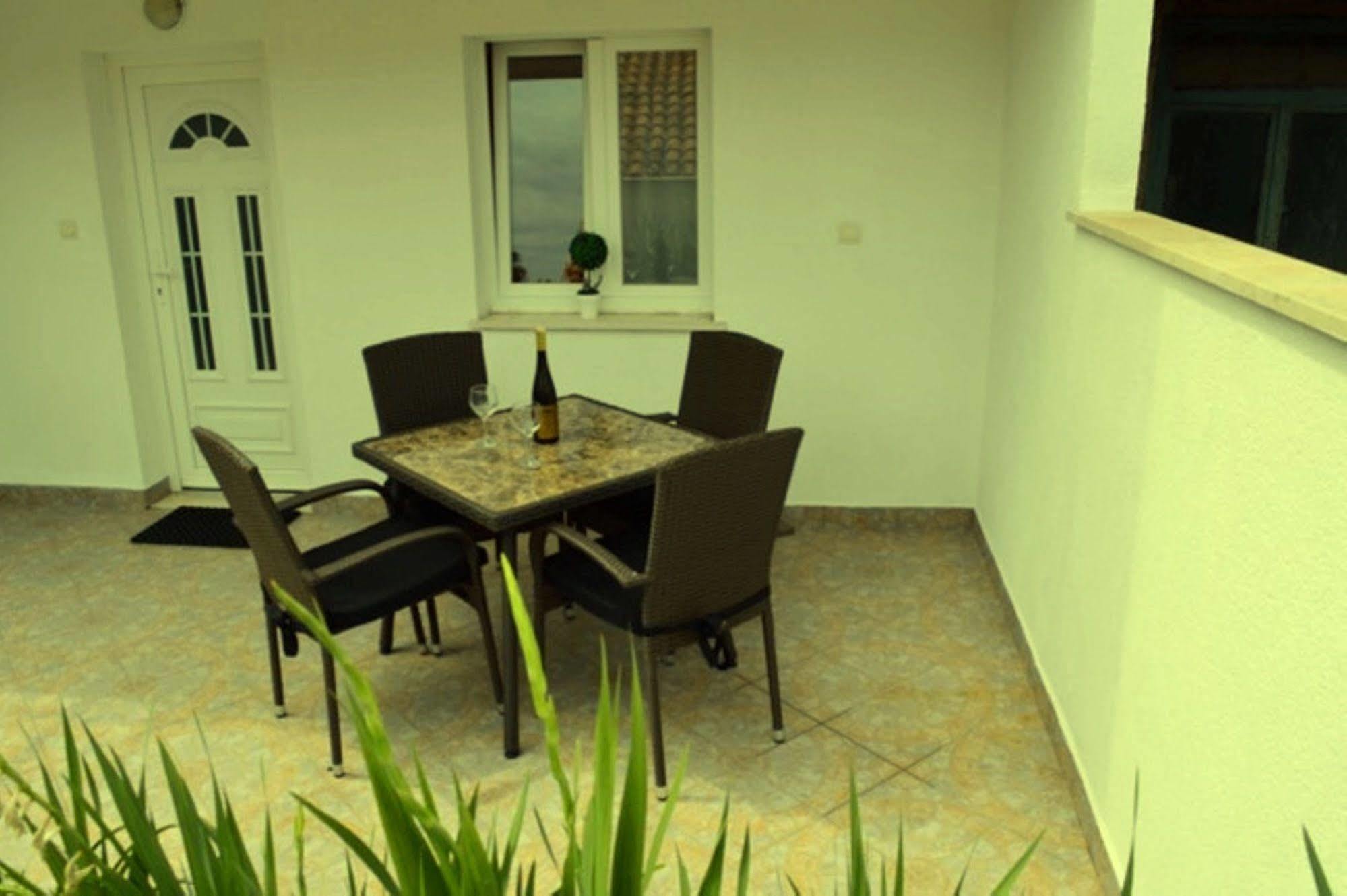 Guesthouse Anna Dubrovnik Exterior photo